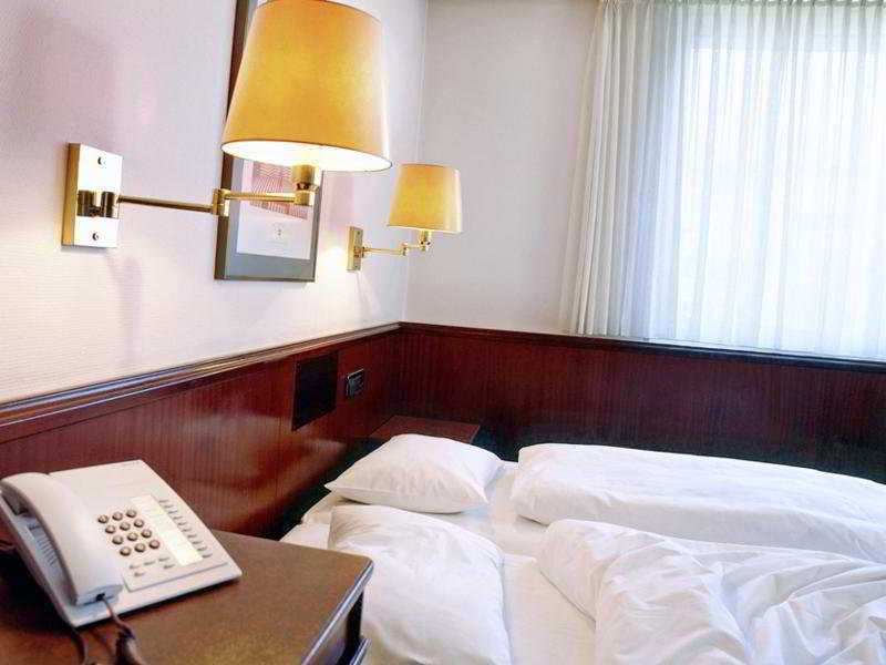 Nunohotel Köln Eksteriør billede